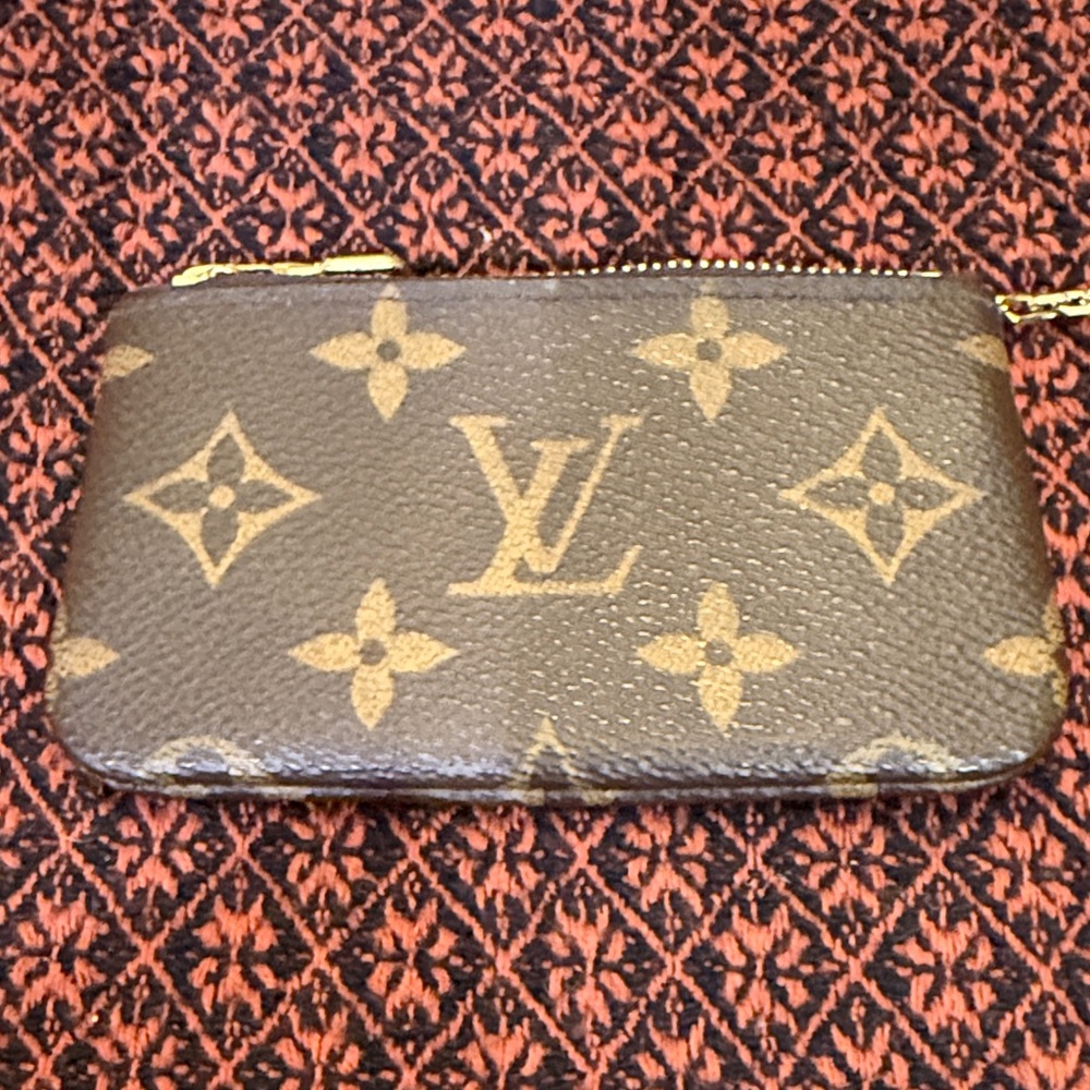 Louis Vuitton Monogram Zippy Coin Purse - Picture 5 of 5